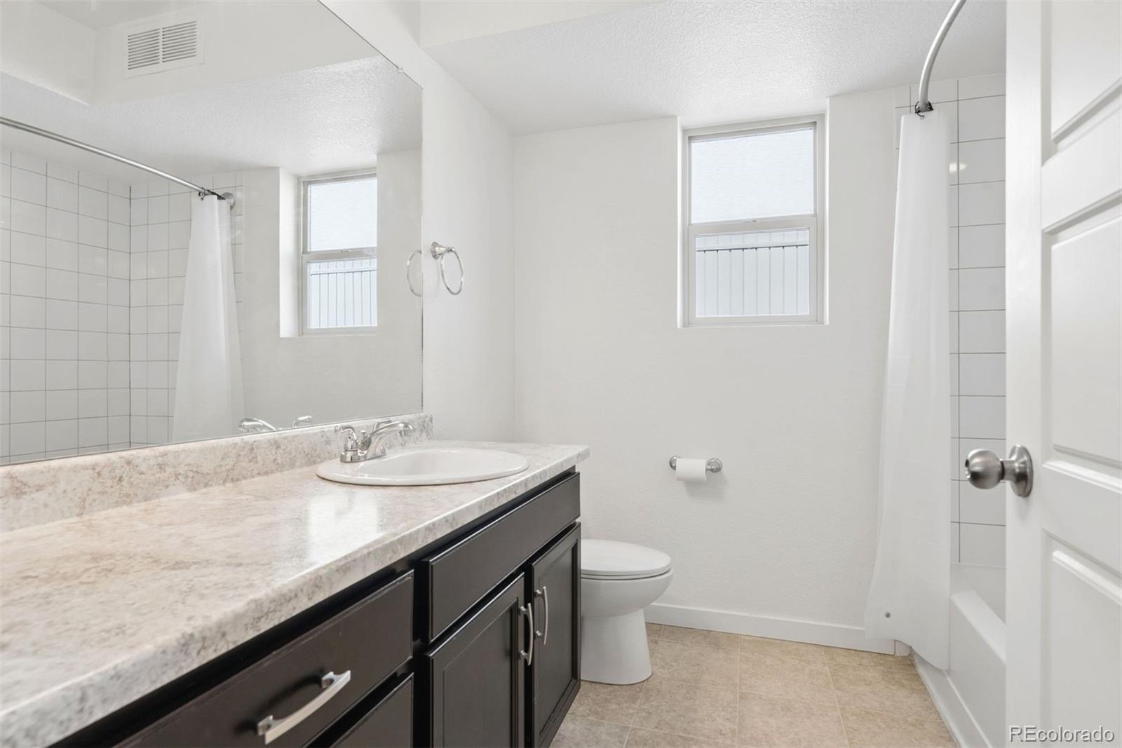MLS Image #19 for 4876  halifax court,denver, Colorado