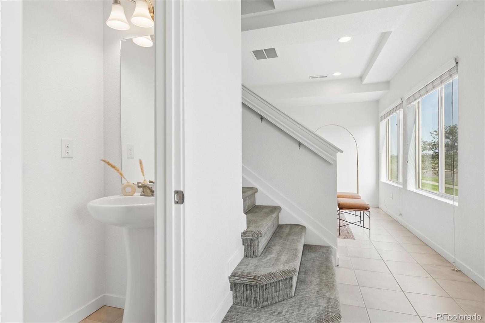 MLS Image #9 for 4876  halifax court,denver, Colorado