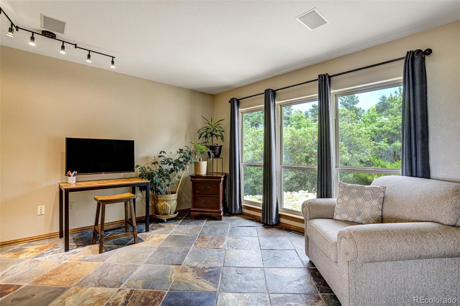 MLS Image #17 for 1851  gore drive,larkspur, Colorado