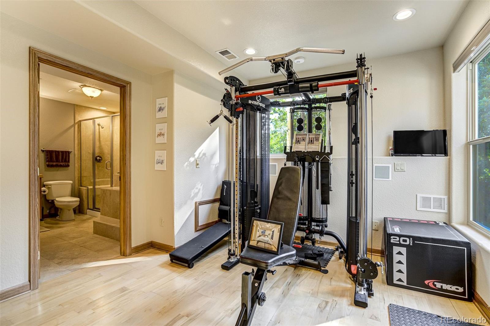 MLS Image #40 for 1851  gore drive,larkspur, Colorado
