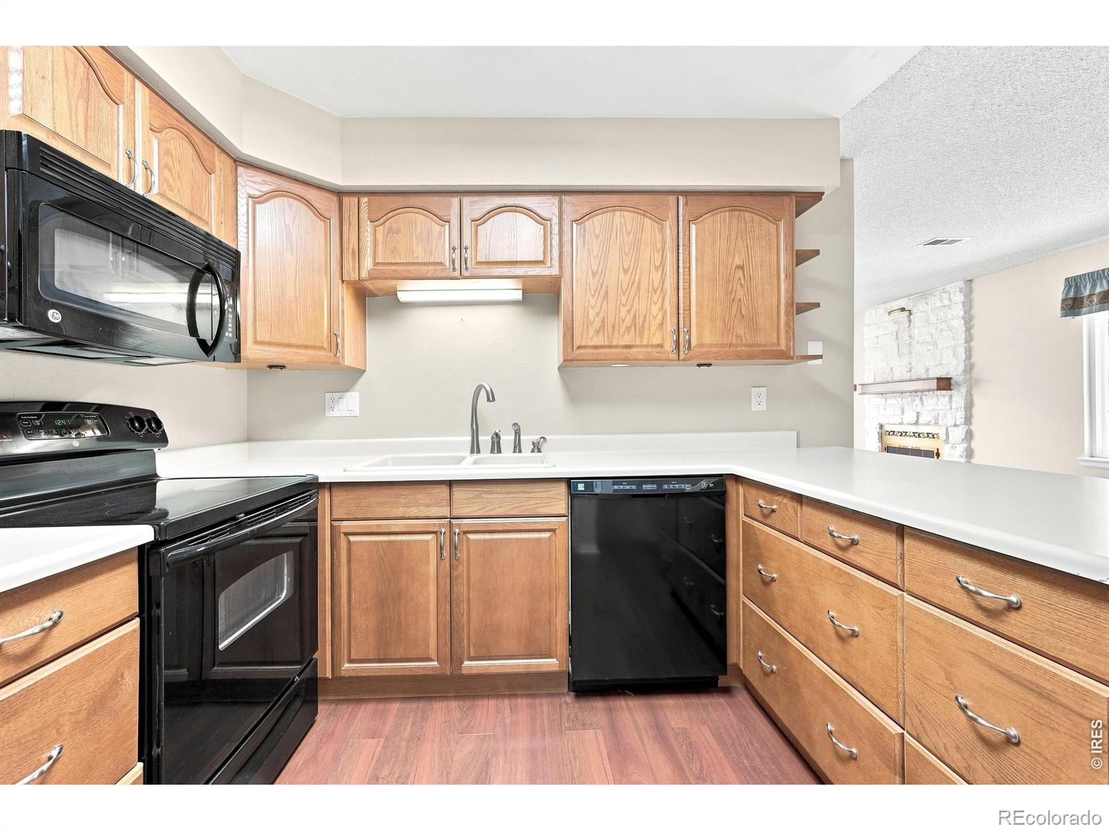 MLS Image #10 for 8477  everett way,arvada, Colorado