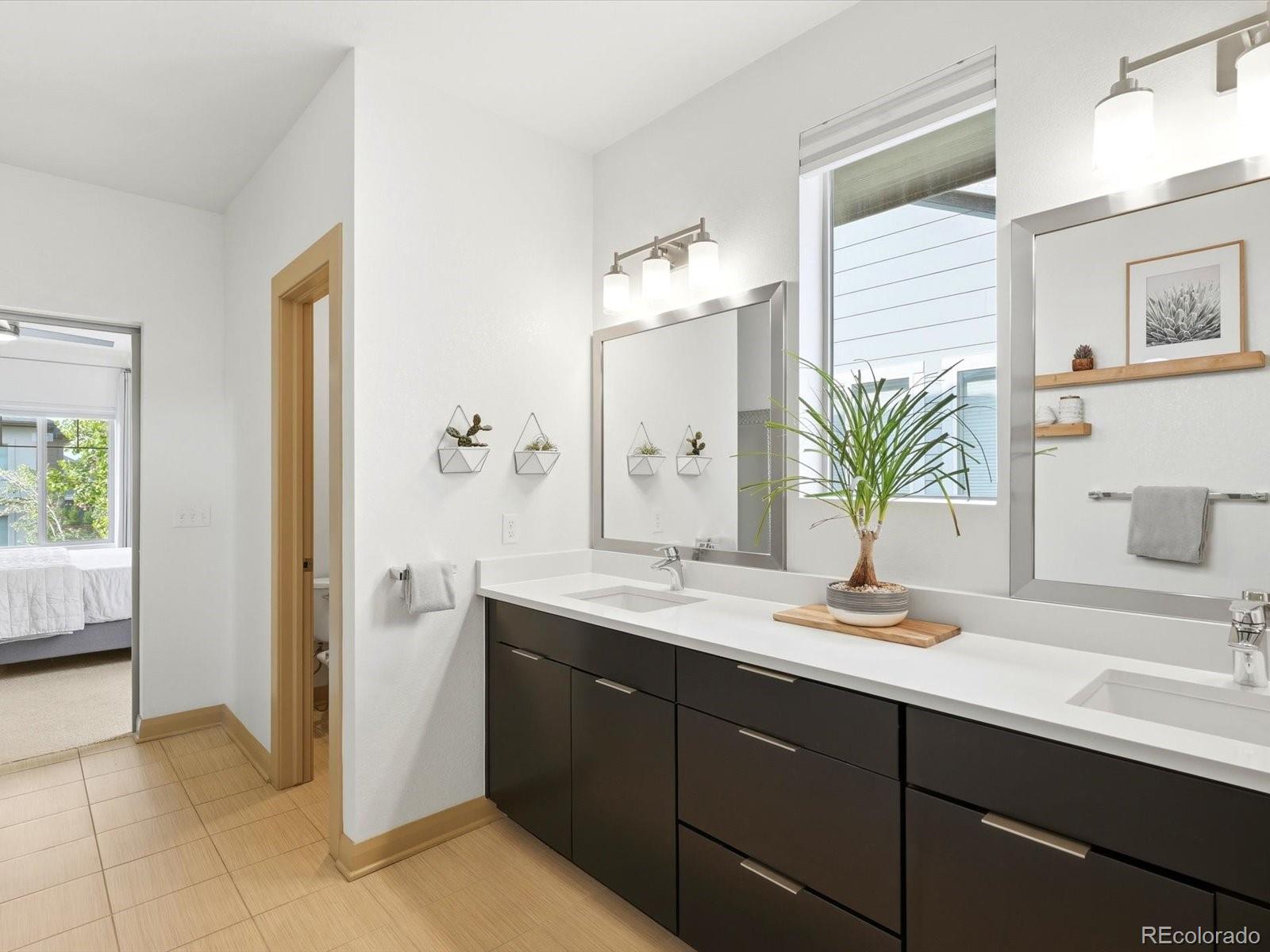 MLS Image #20 for 1938 w 67th avenue,denver, Colorado