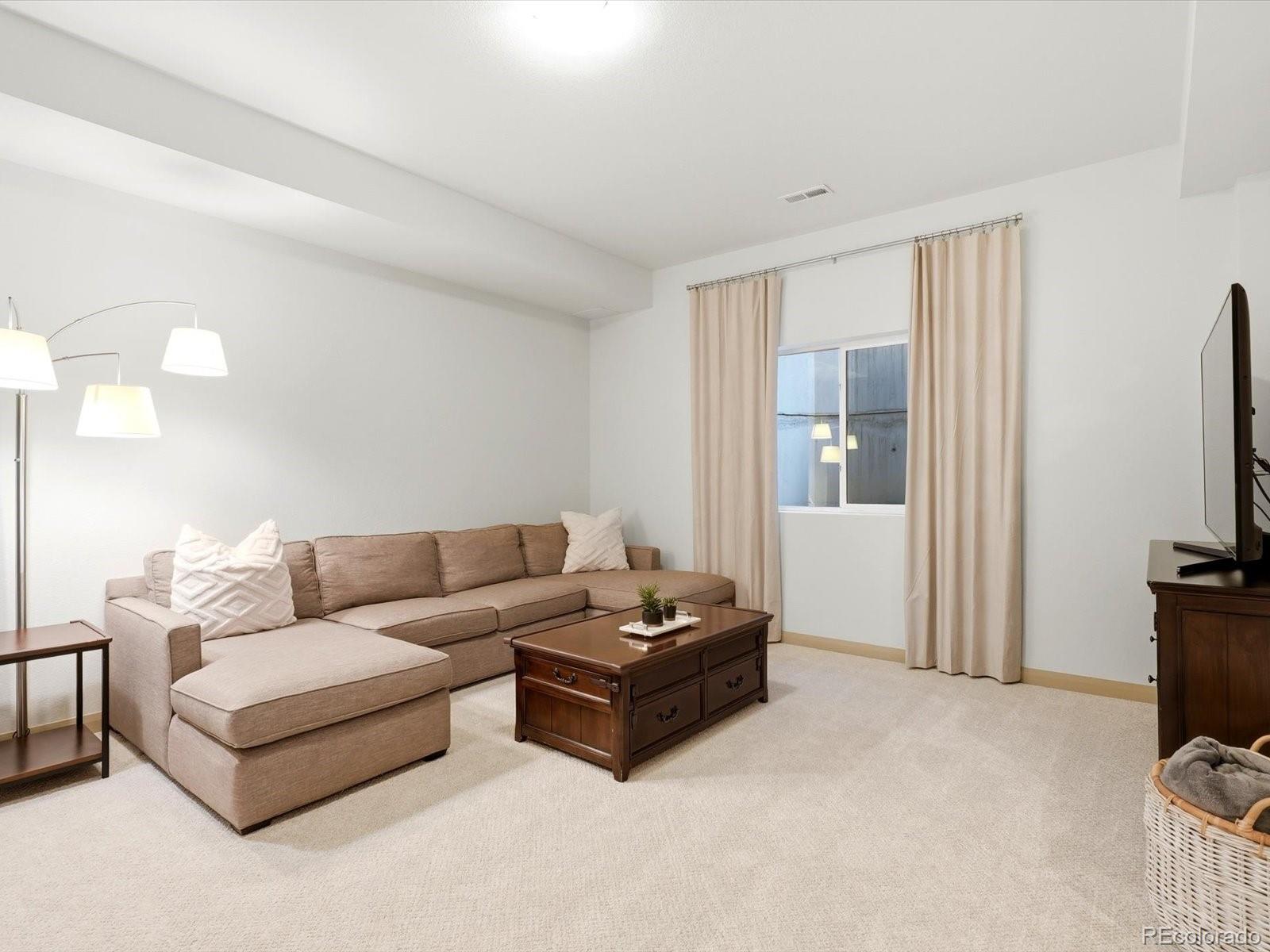 MLS Image #29 for 1938 w 67th avenue,denver, Colorado