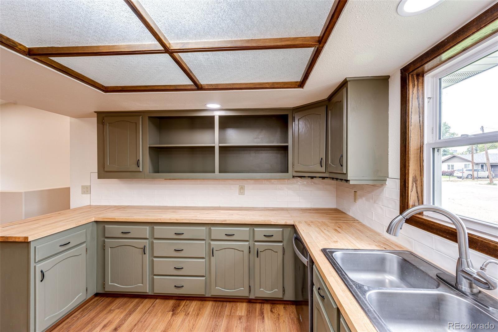 MLS Image #11 for 1819  senter avenue,burlington, Colorado