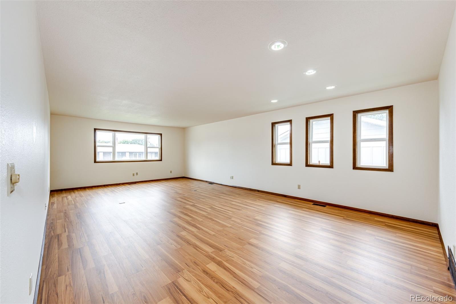 MLS Image #12 for 1819  senter avenue,burlington, Colorado