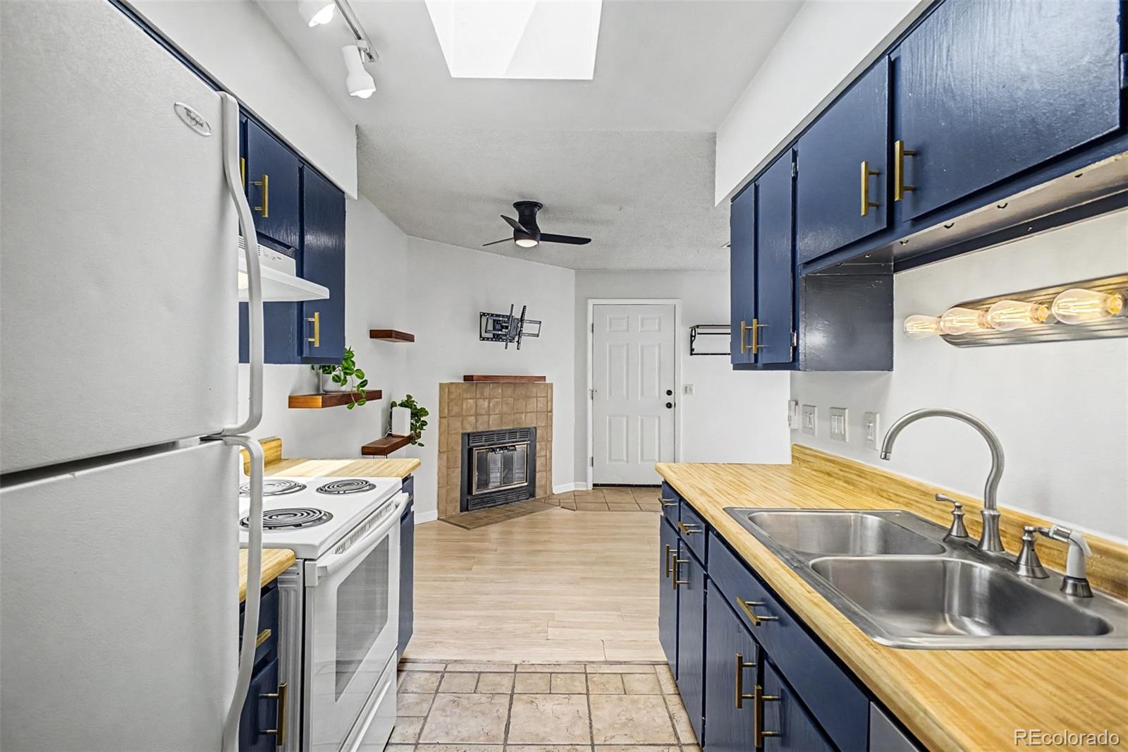 MLS Image #8 for 1845  kendall street 316d,denver, Colorado