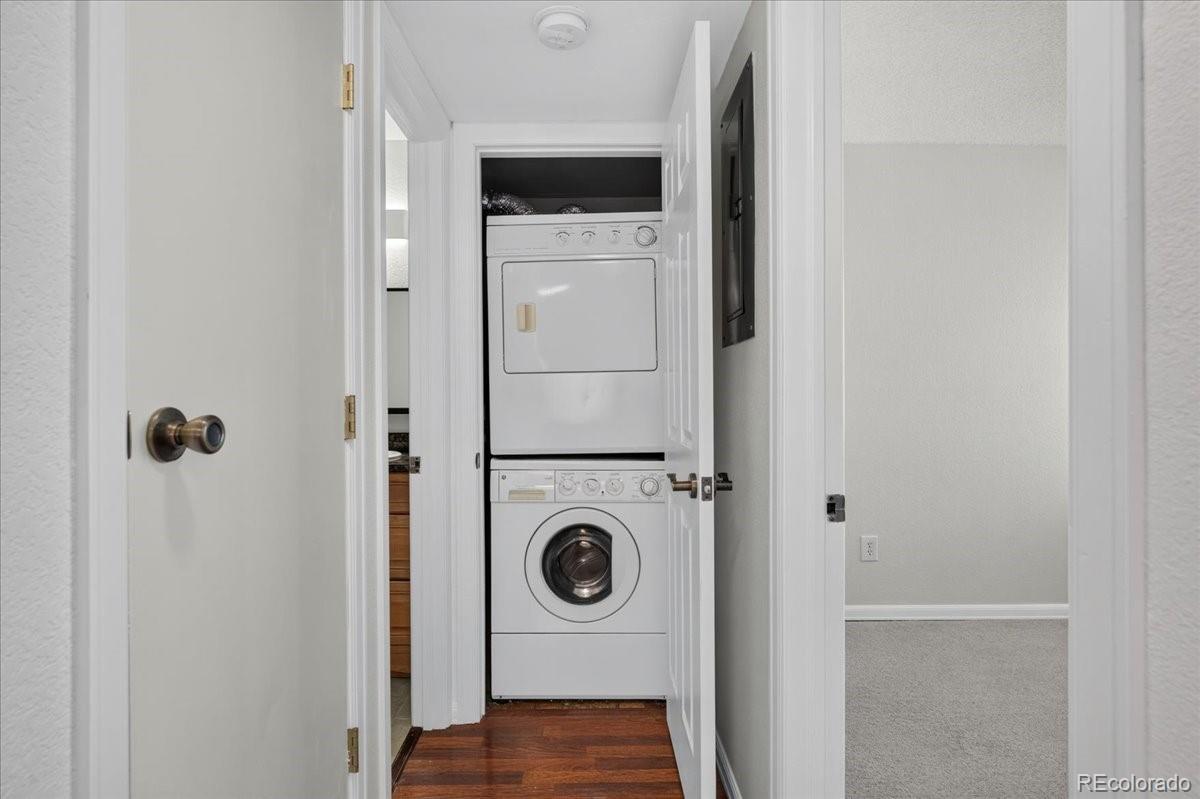 MLS Image #13 for 982 s dearborn way,aurora, Colorado