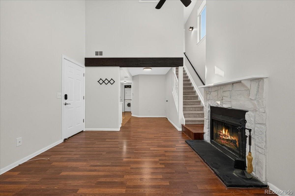MLS Image #2 for 982 s dearborn way,aurora, Colorado