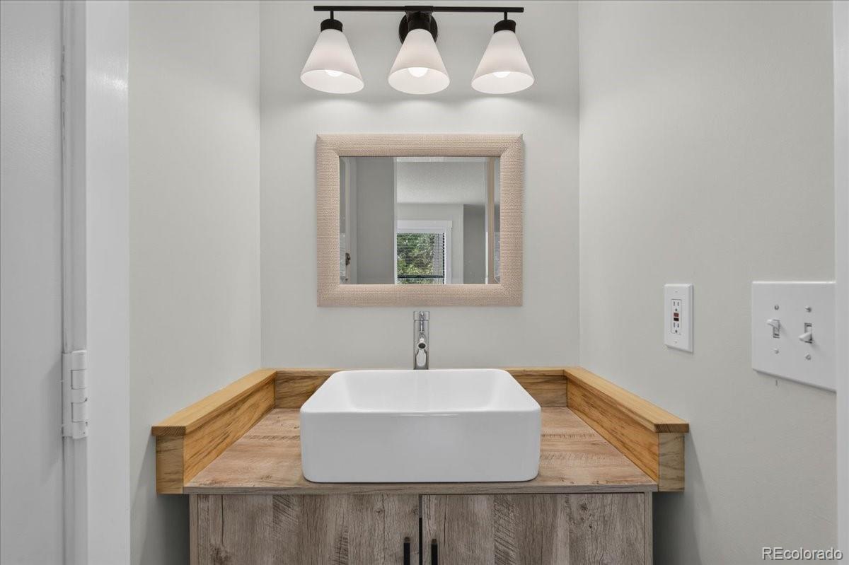MLS Image #25 for 982 s dearborn way,aurora, Colorado