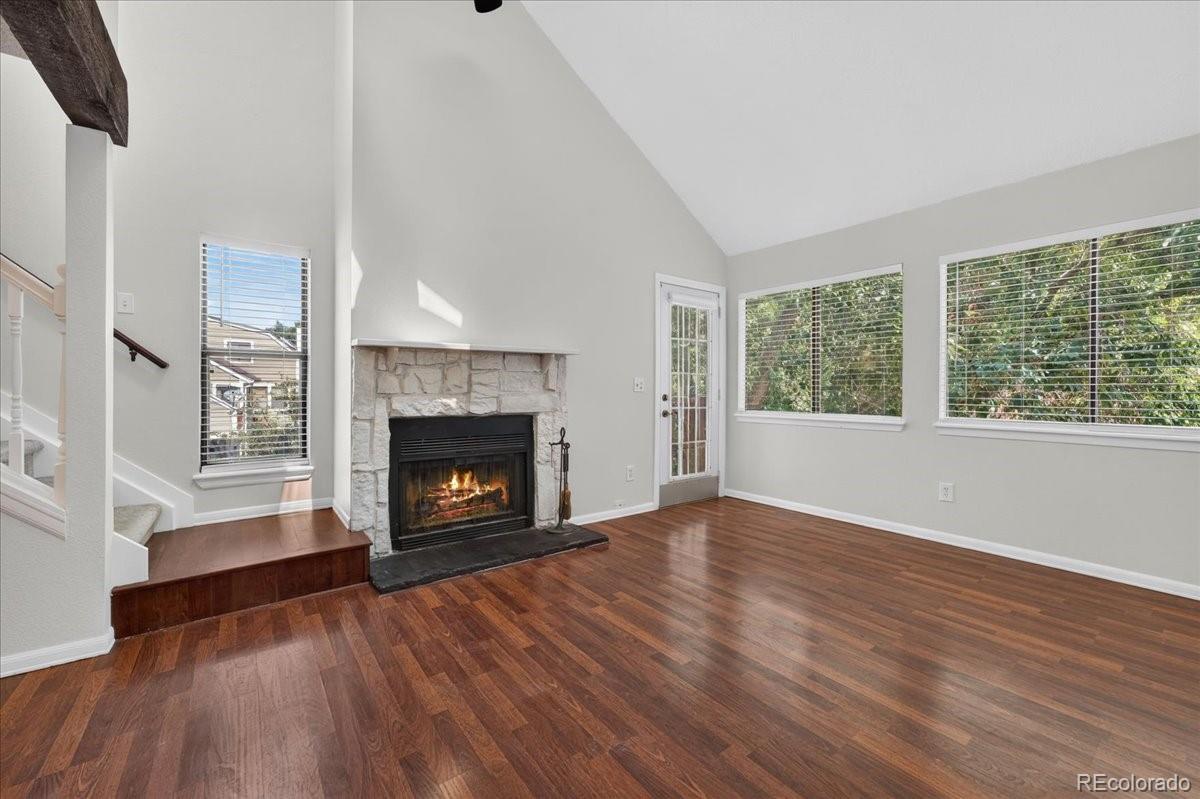 MLS Image #3 for 982 s dearborn way,aurora, Colorado