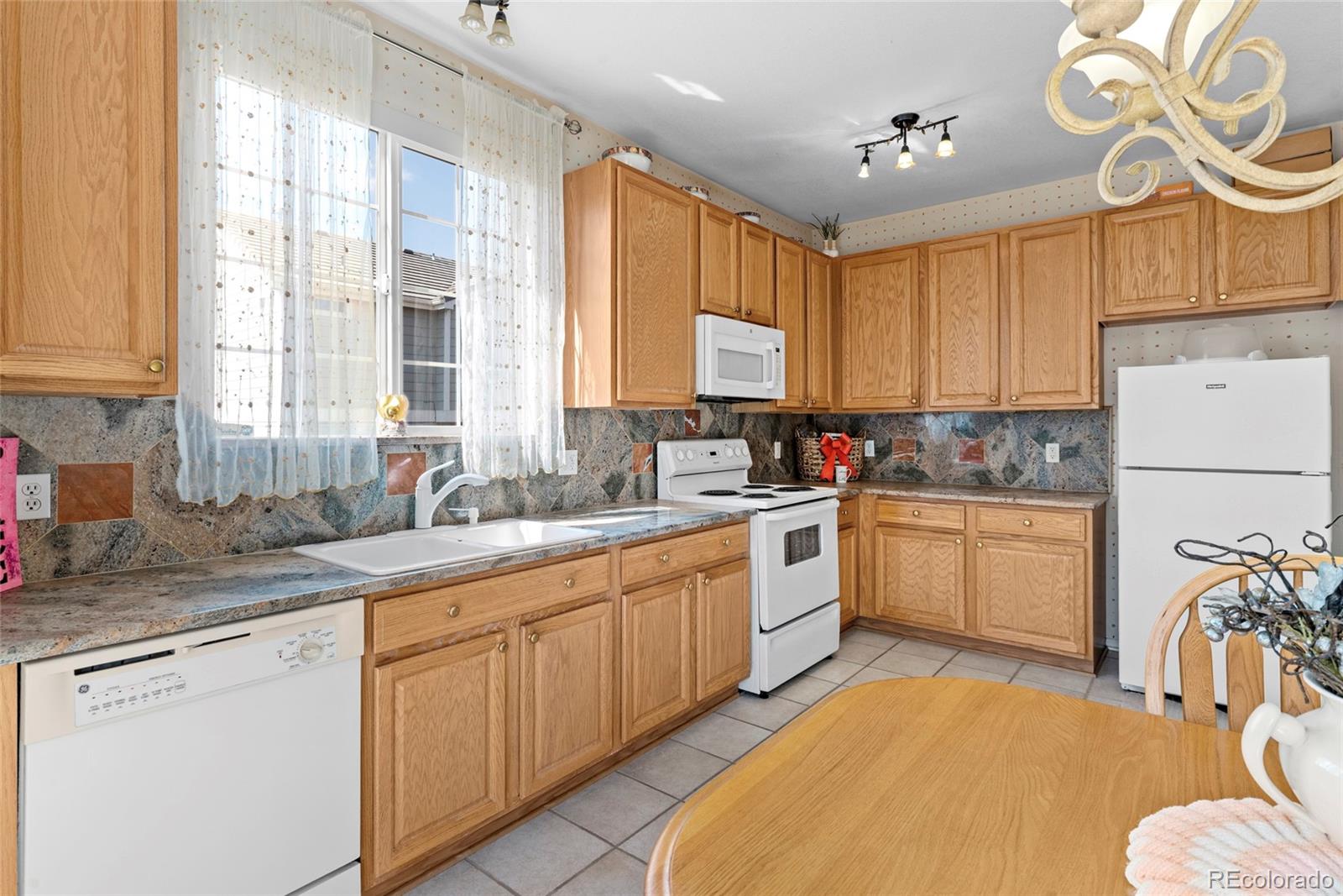 MLS Image #10 for 18531 e vassar drive,aurora, Colorado