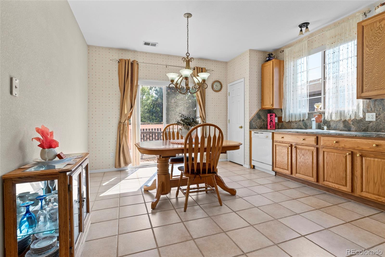 MLS Image #7 for 18531 e vassar drive,aurora, Colorado