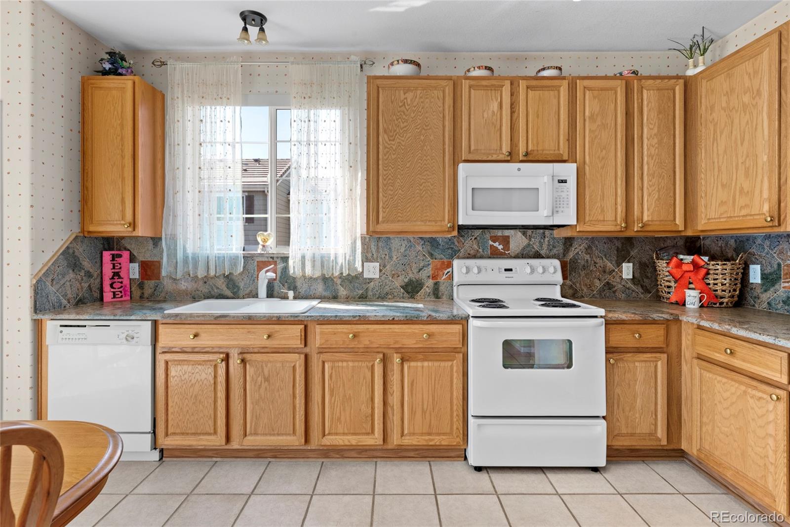MLS Image #9 for 18531 e vassar drive,aurora, Colorado