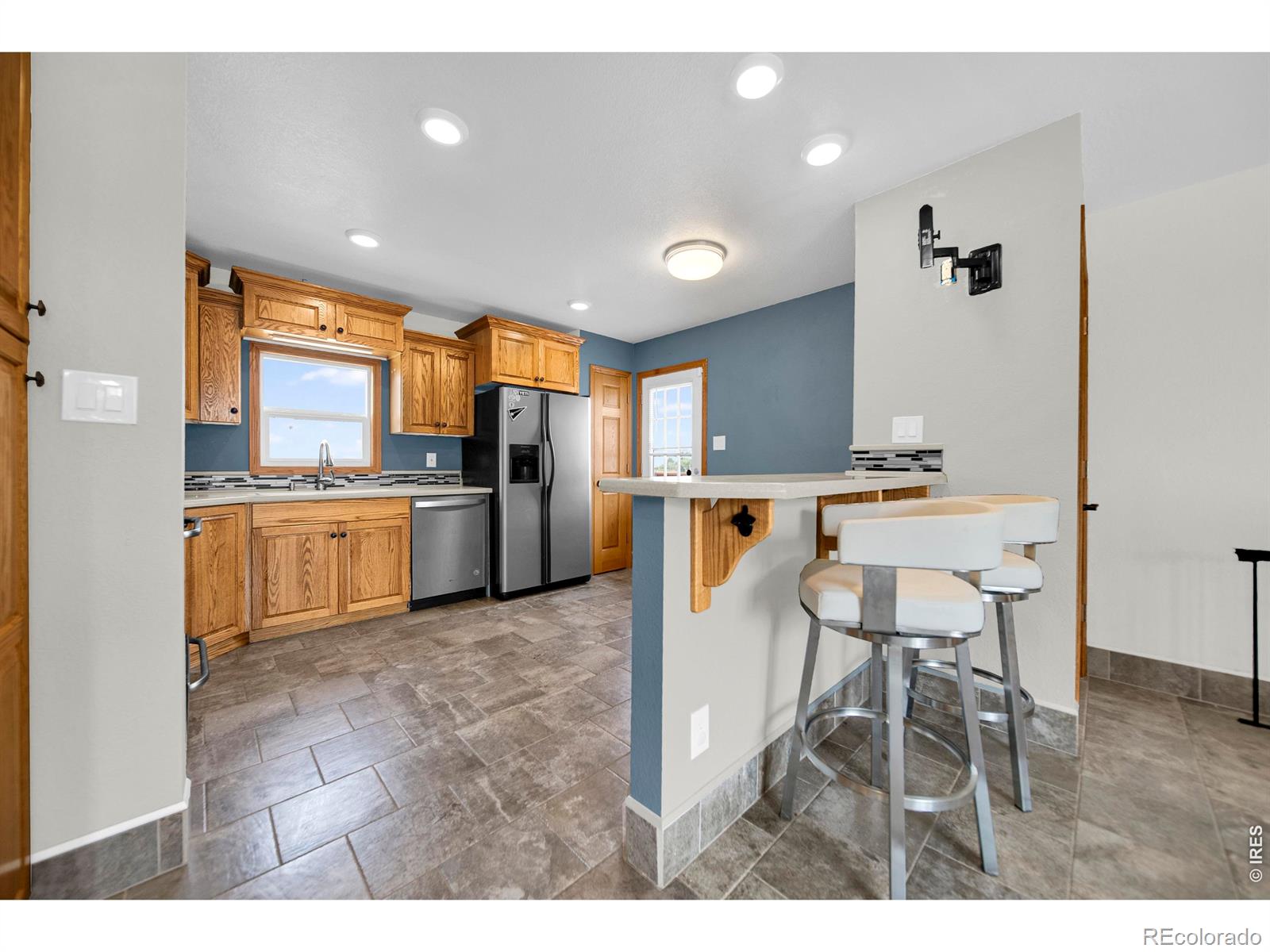 MLS Image #12 for 550  california street,sterling, Colorado