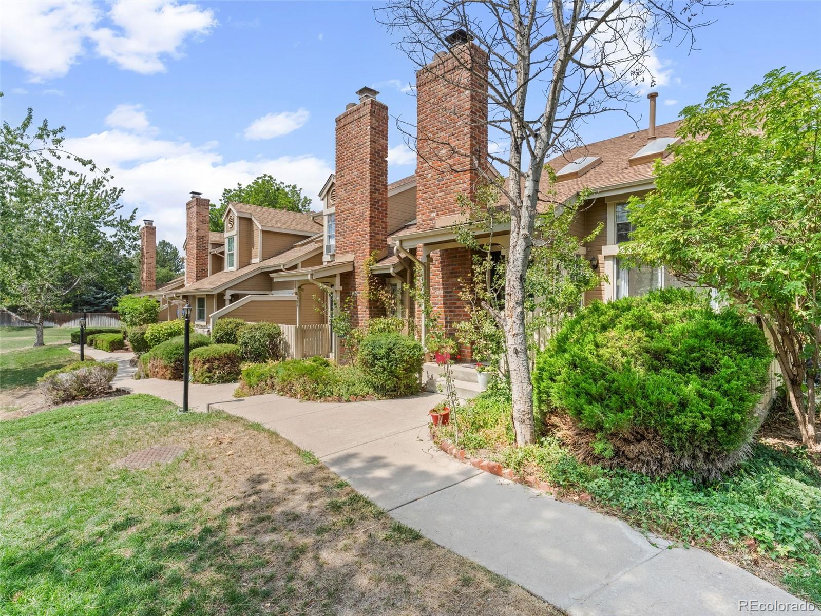 MLS Image #2 for 4456 s carson way,aurora, Colorado