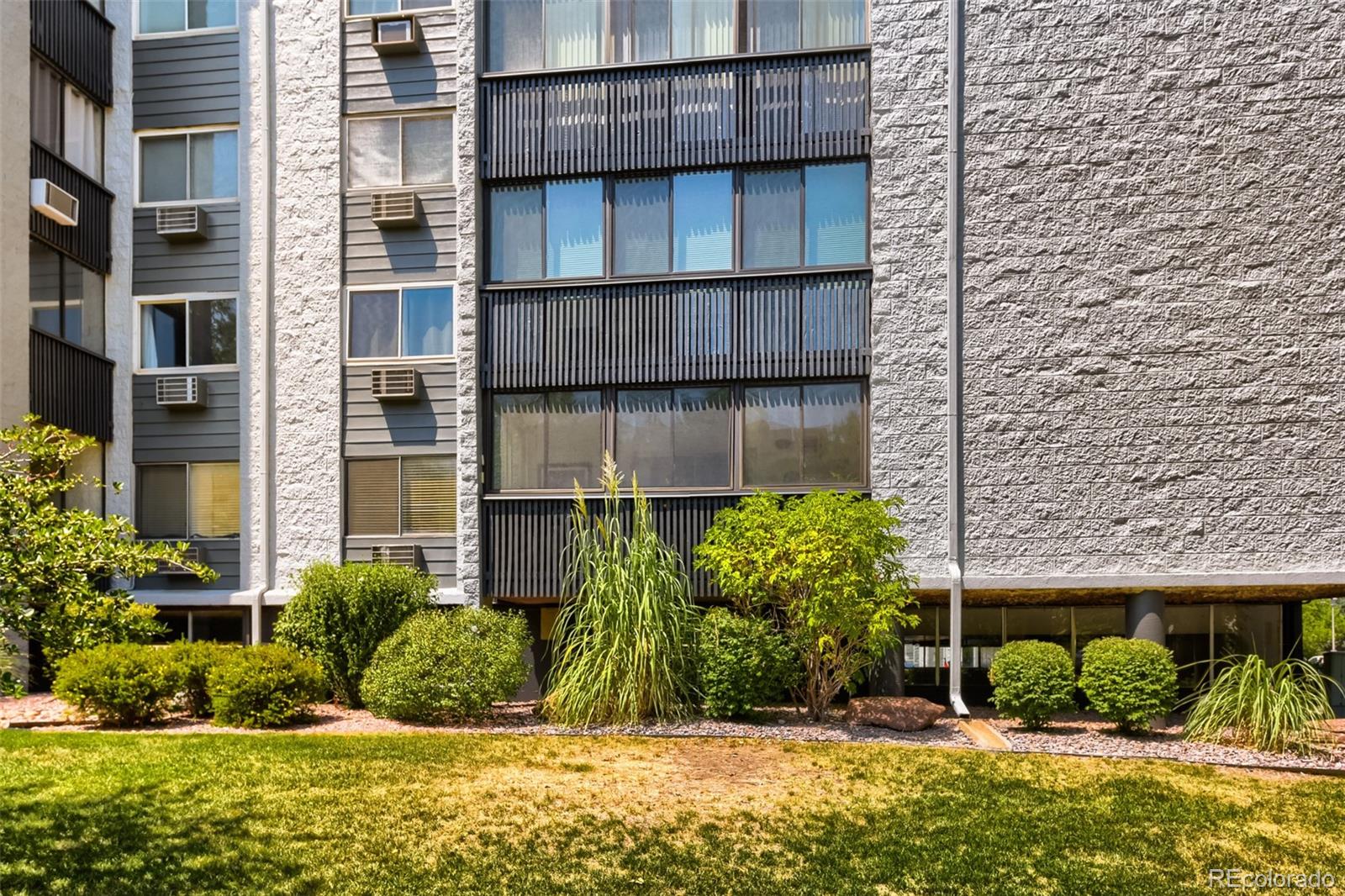 MLS Image #1 for 3465 s poplar street,denver, Colorado