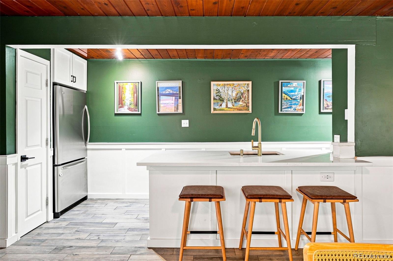 MLS Image #11 for 1343 n high street,denver, Colorado