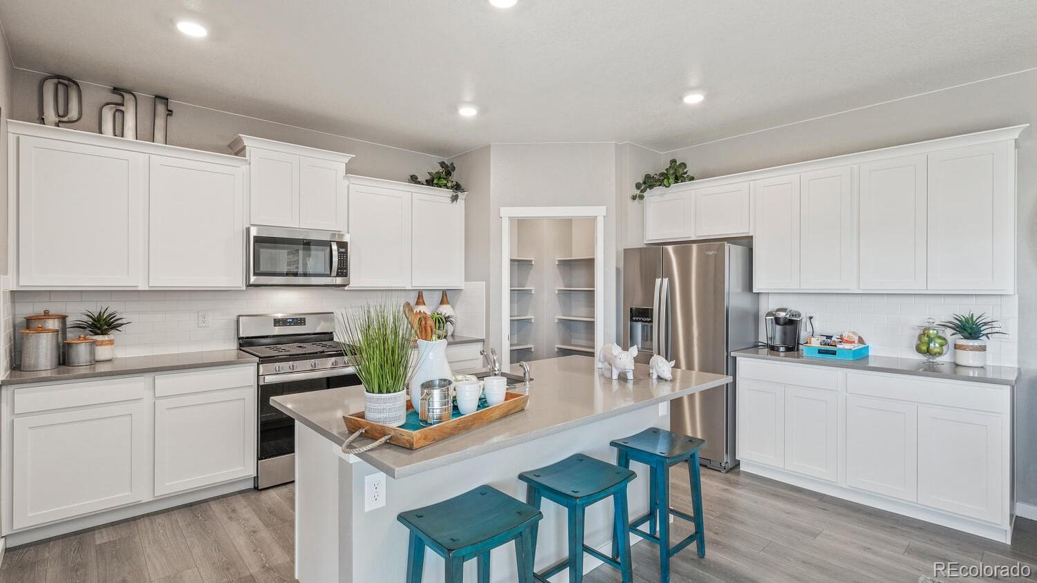 MLS Image #7 for 5600  gelbray place,windsor, Colorado