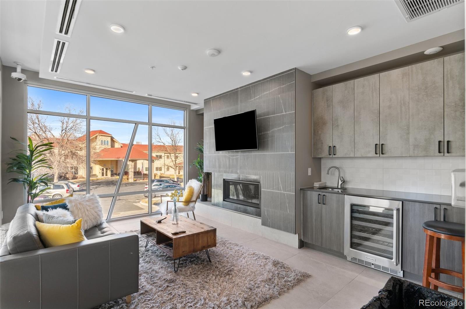 MLS Image #15 for 2876 w 53rd avenue,denver, Colorado