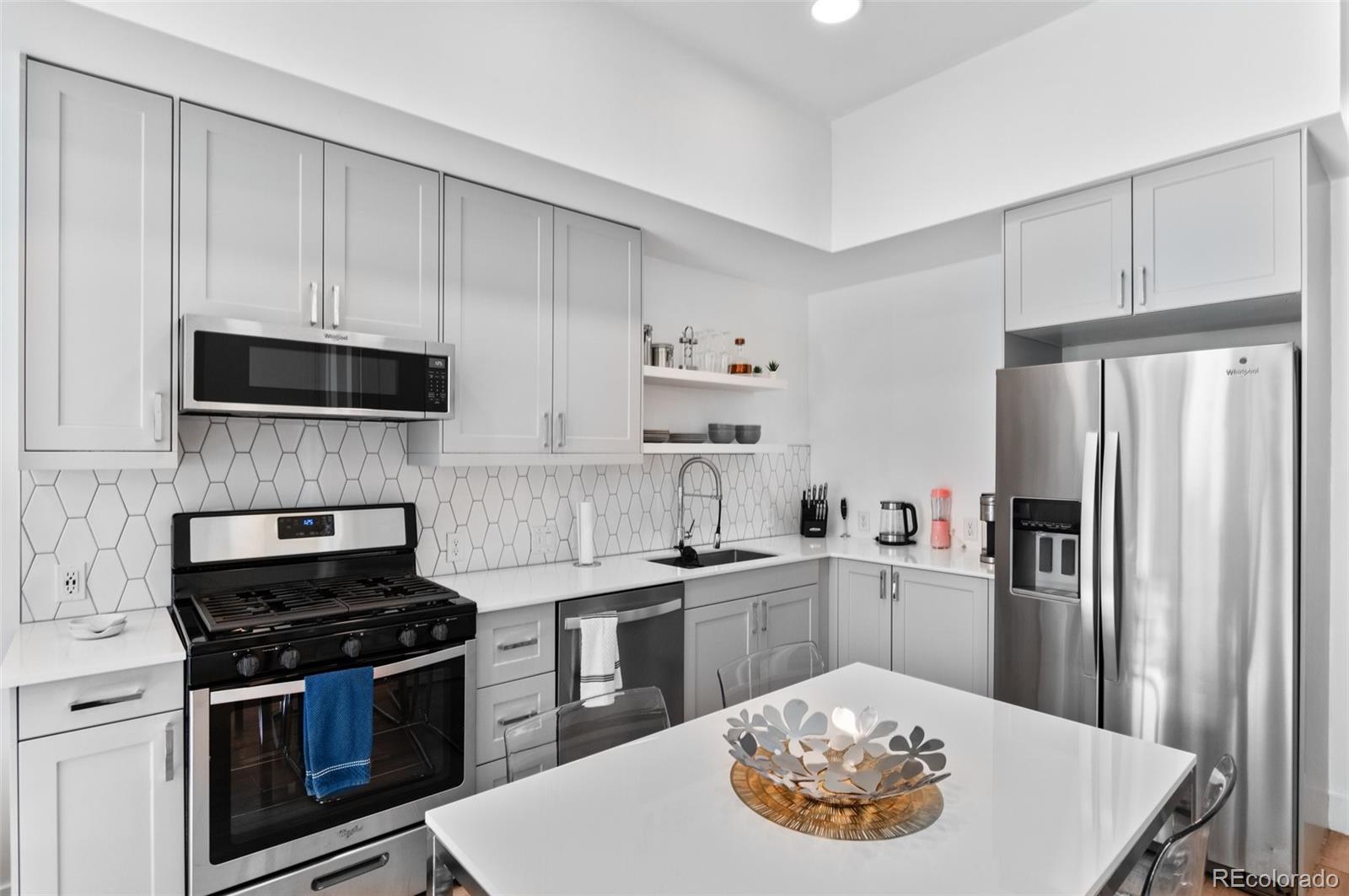 MLS Image #5 for 2876 w 53rd avenue,denver, Colorado