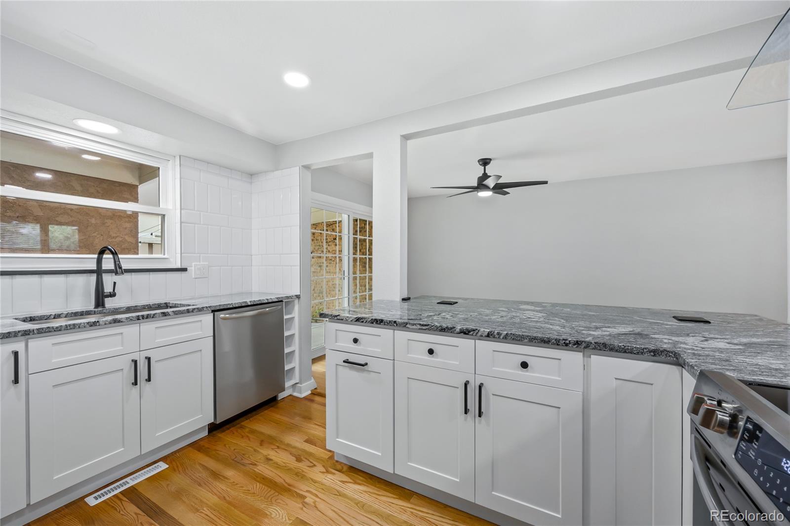 MLS Image #16 for 3226 s oneida way,denver, Colorado