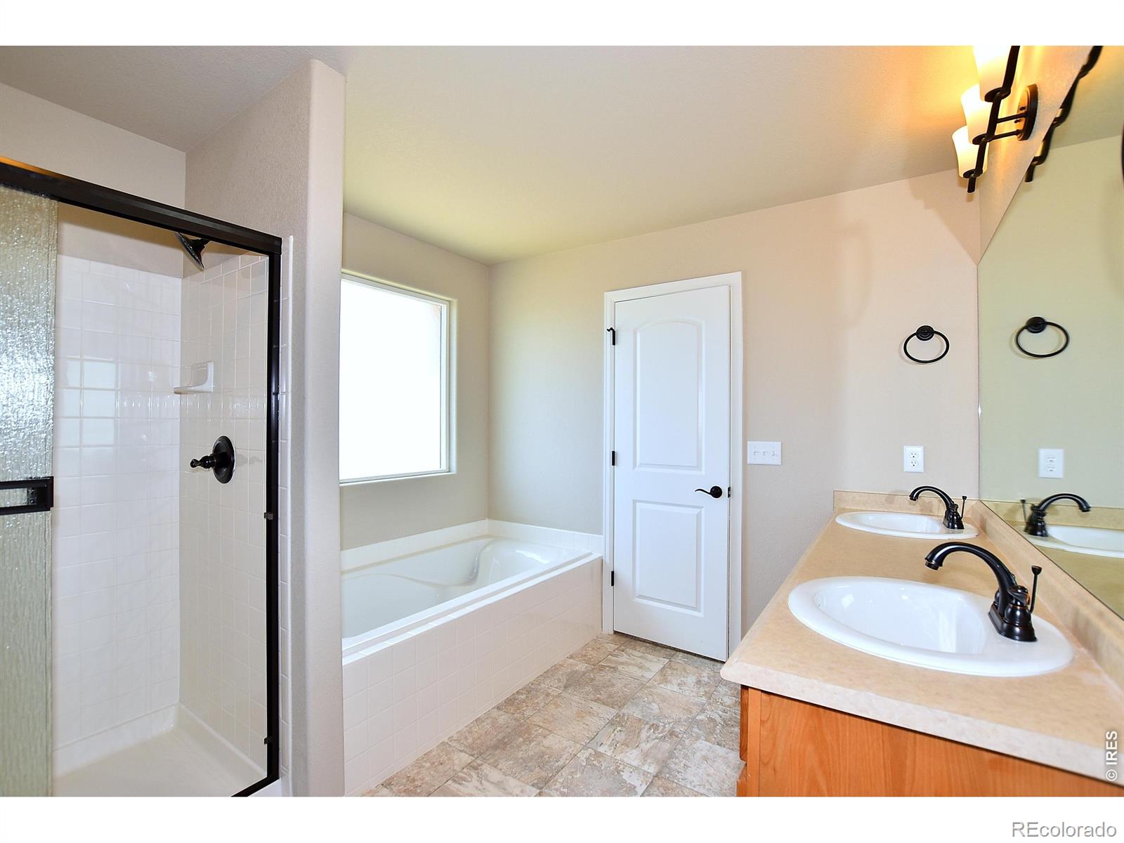 MLS Image #29 for 2424  juno lane,johnstown, Colorado