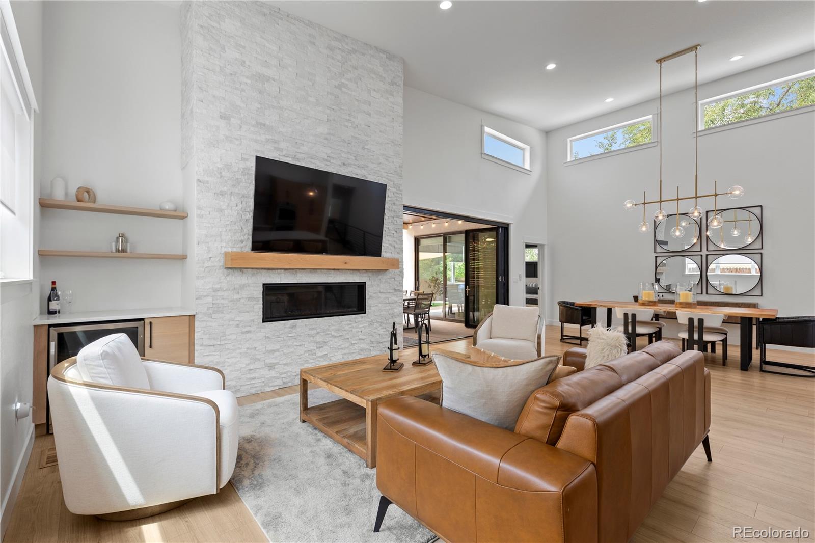MLS Image #11 for 2901 s bellaire street,denver, Colorado
