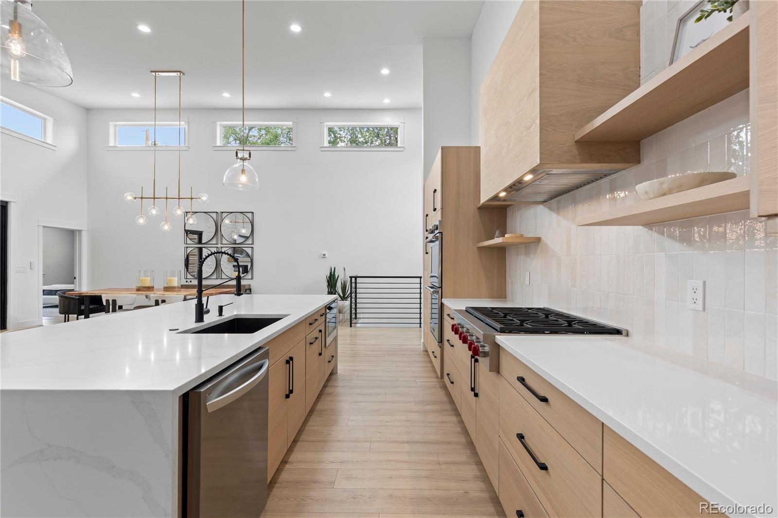 MLS Image #19 for 2901 s bellaire street,denver, Colorado