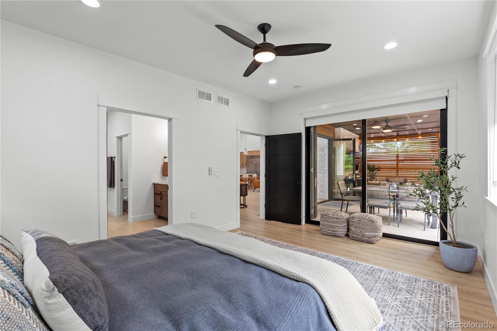 MLS Image #24 for 2901 s bellaire street,denver, Colorado
