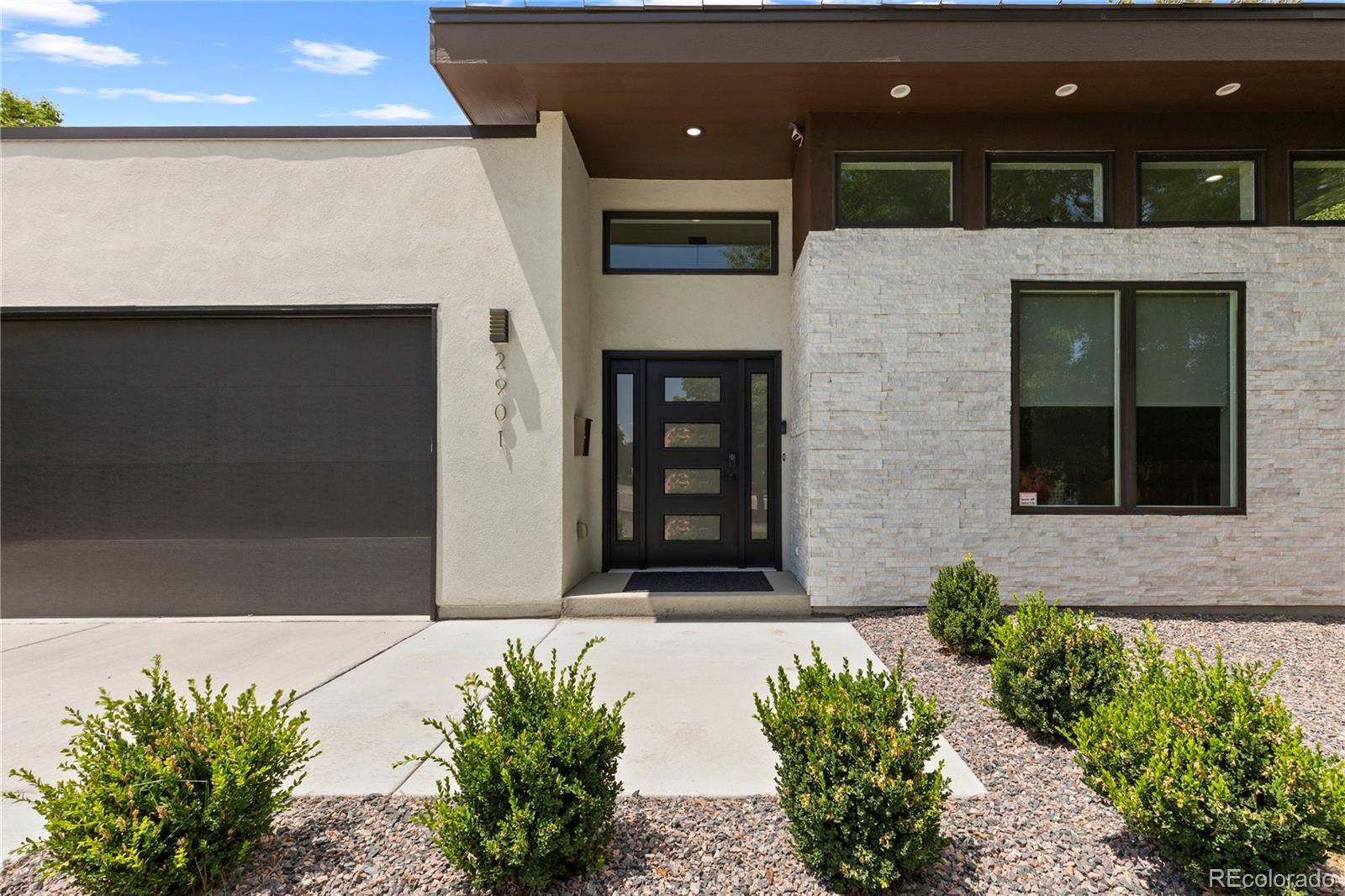 MLS Image #5 for 2901 s bellaire street,denver, Colorado