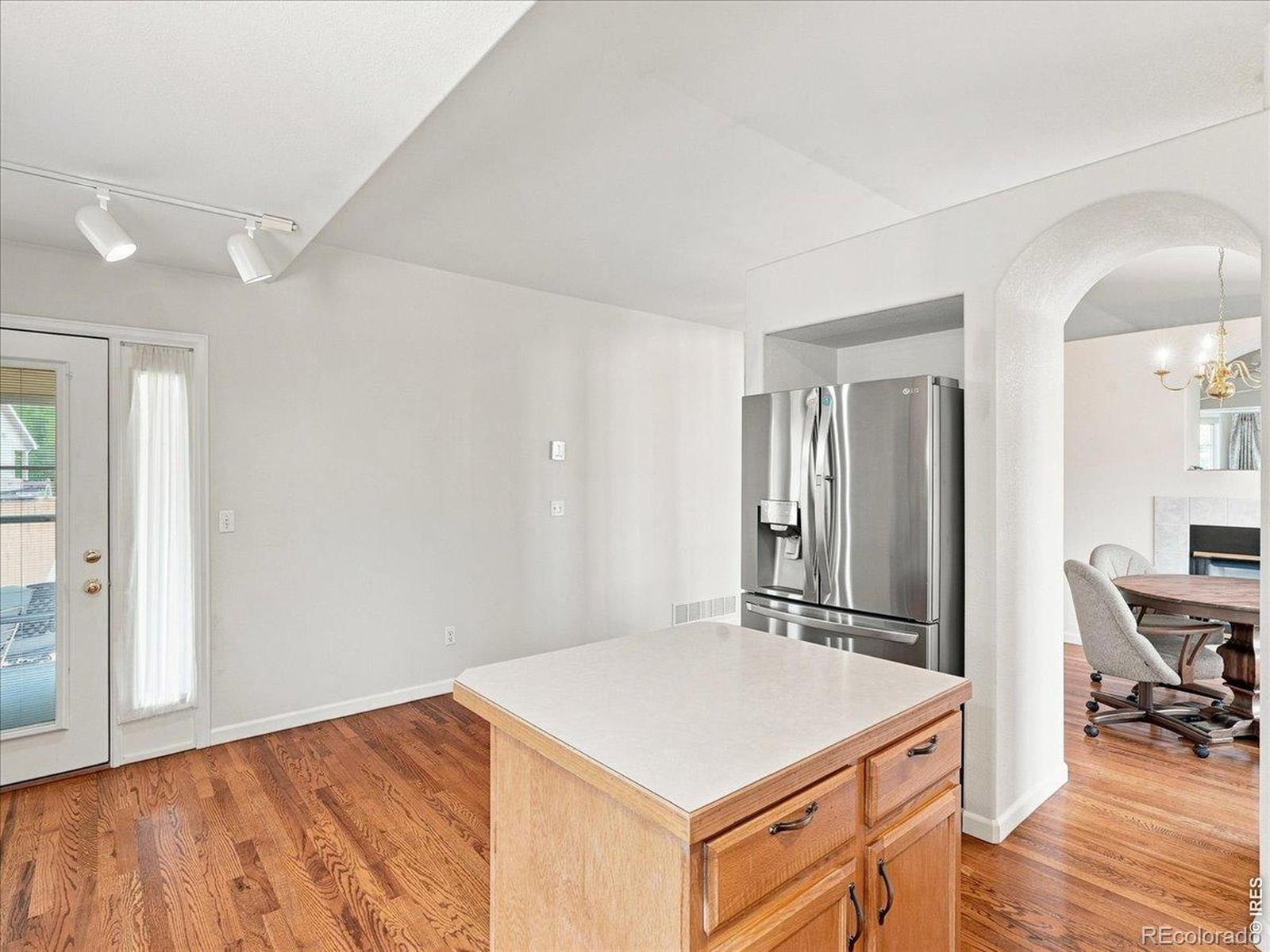 MLS Image #13 for 304  tuckaway court,windsor, Colorado
