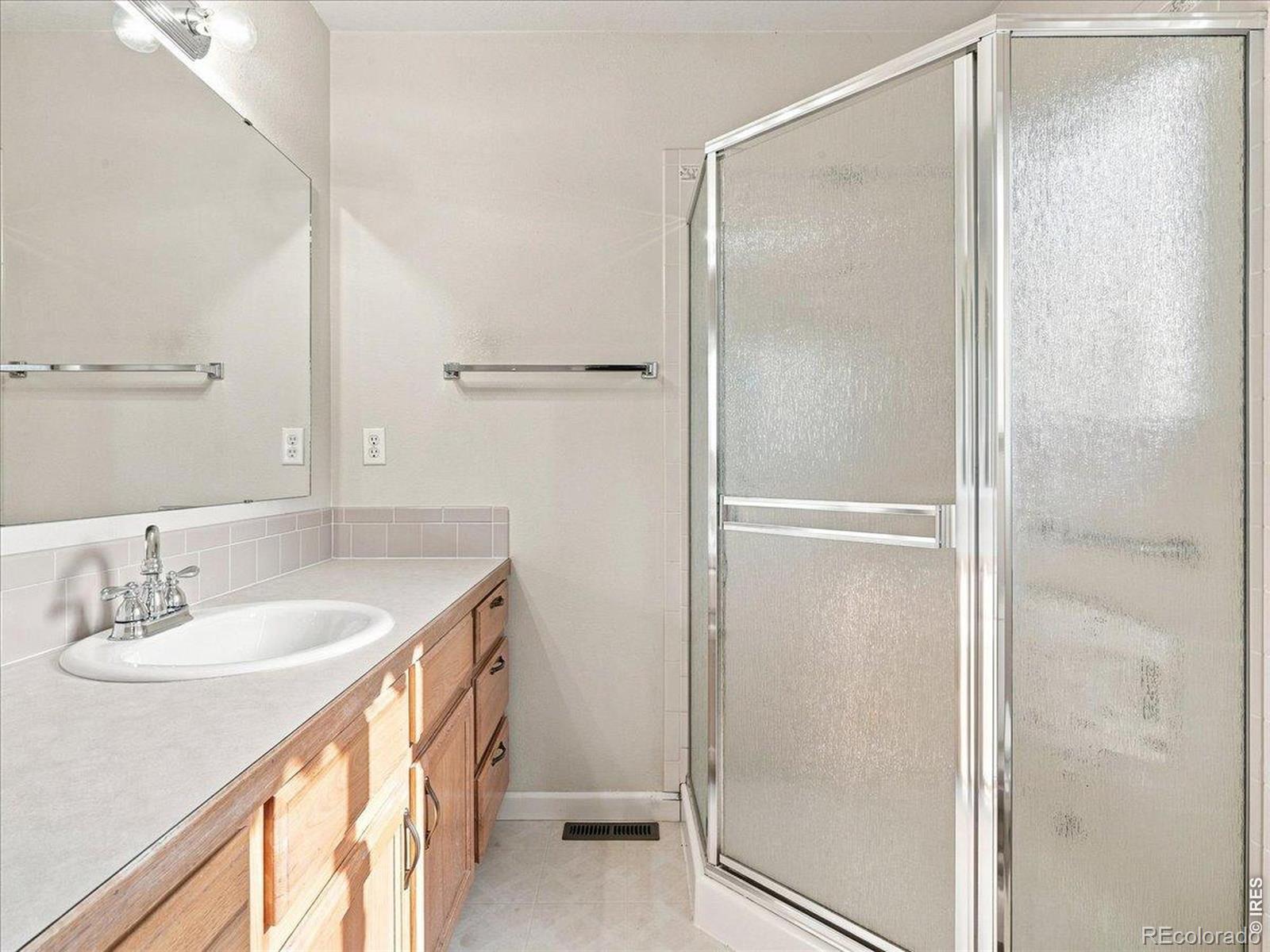 MLS Image #20 for 304  tuckaway court,windsor, Colorado
