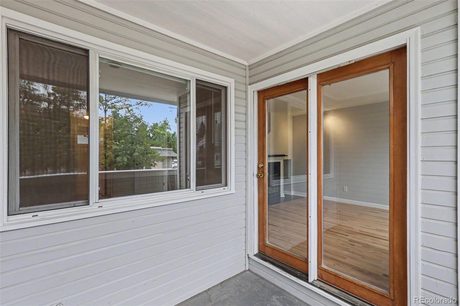 MLS Image #5 for 2201  pearl street,boulder, Colorado