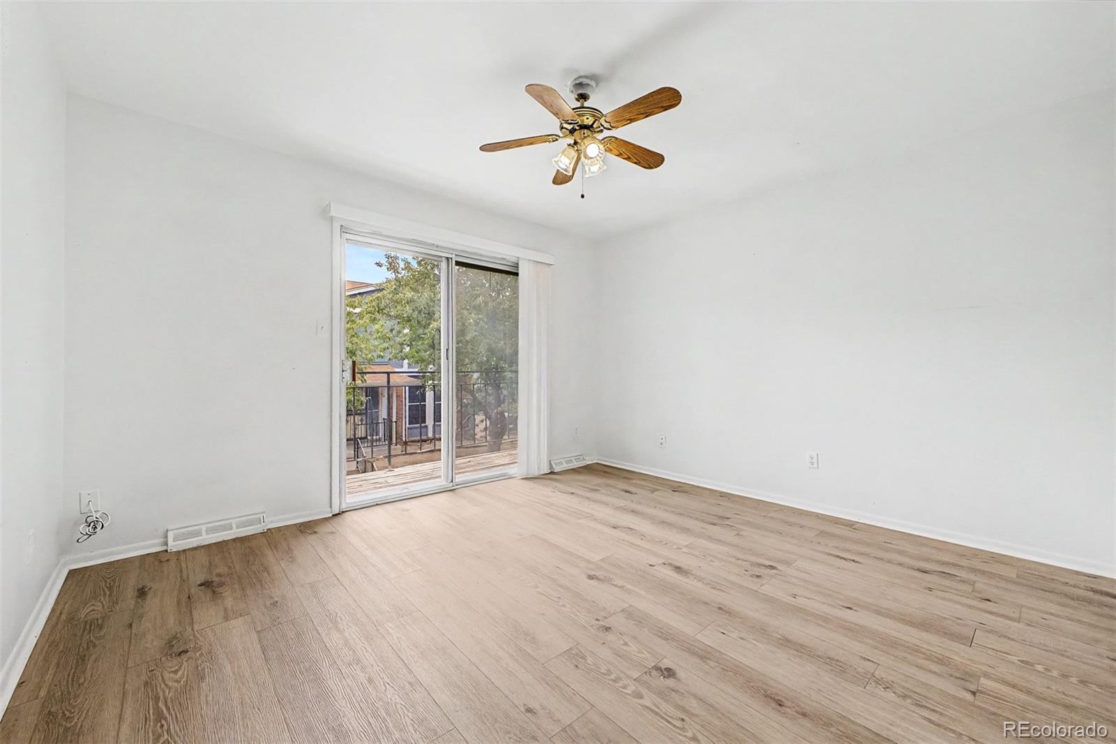 MLS Image #15 for 11822 e canal drive,aurora, Colorado