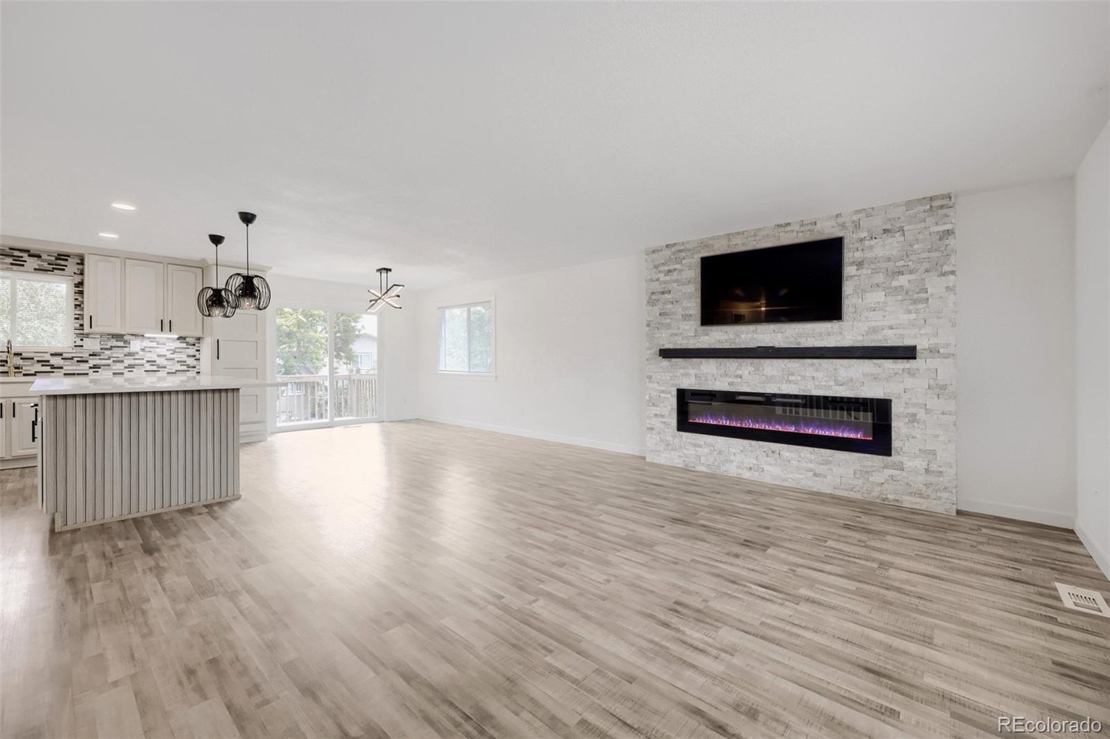 MLS Image #3 for 8956  wagner lane,westminster, Colorado