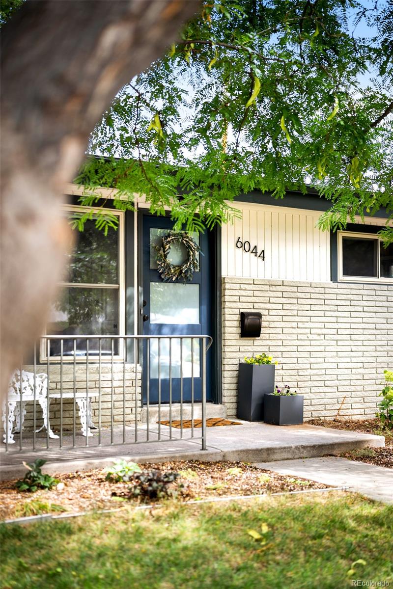 MLS Image #1 for 6044 s fairfield street,littleton, Colorado