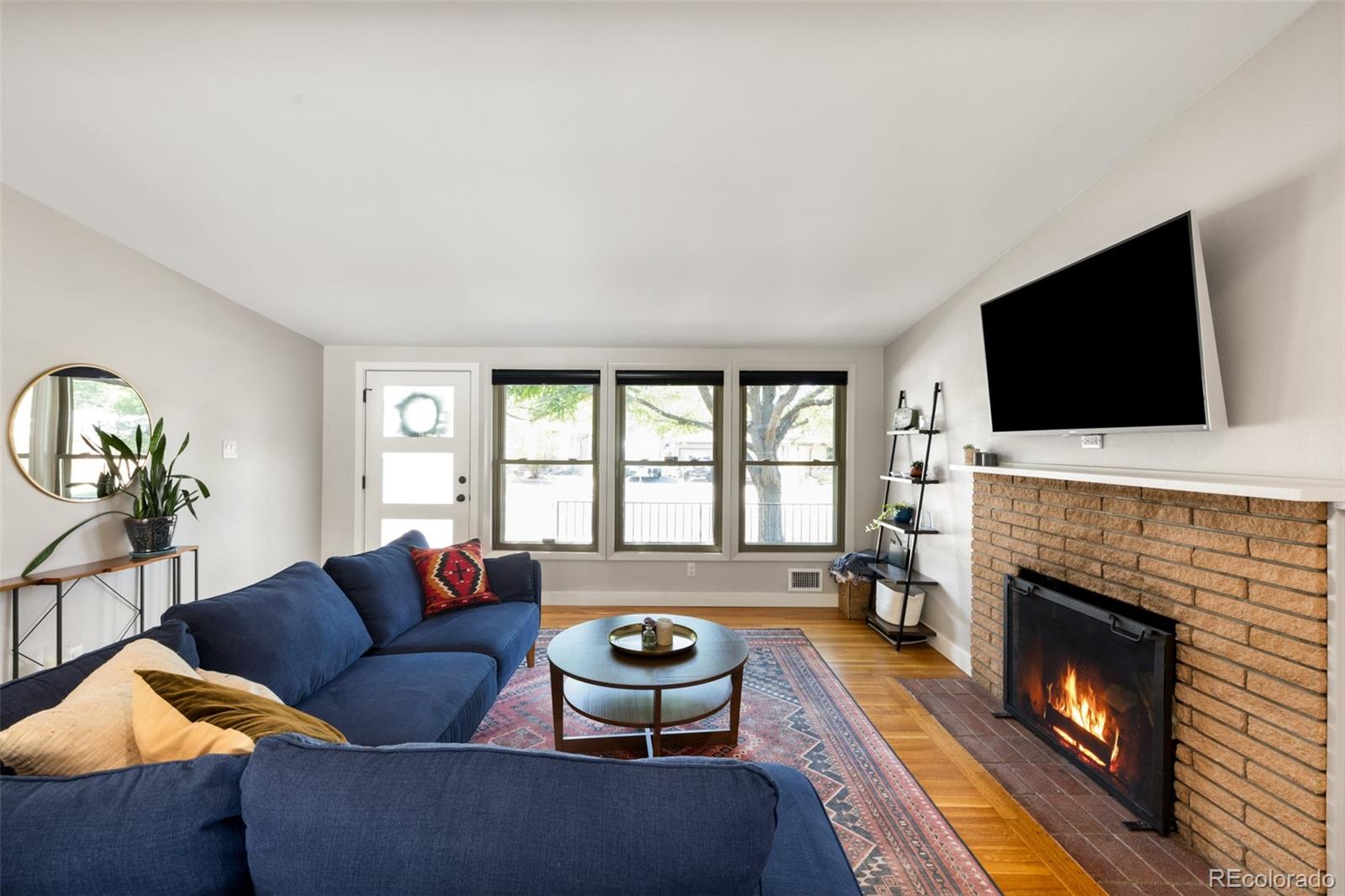 MLS Image #3 for 6044 s fairfield street,littleton, Colorado
