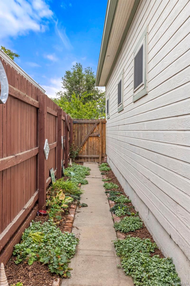MLS Image #6 for 4781  grant street,denver, Colorado