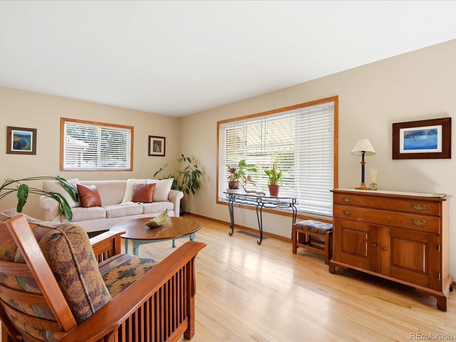 MLS Image #18 for 3415 s hudson way,denver, Colorado