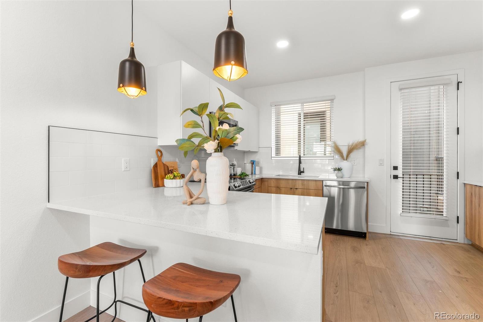 MLS Image #11 for 5128 w 26th avenue,denver, Colorado