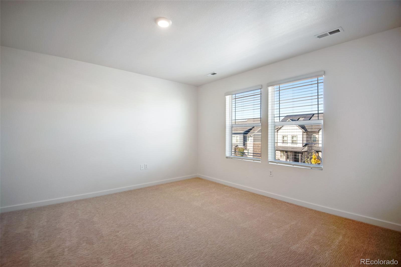 MLS Image #25 for 22614 e 6th place,aurora, Colorado