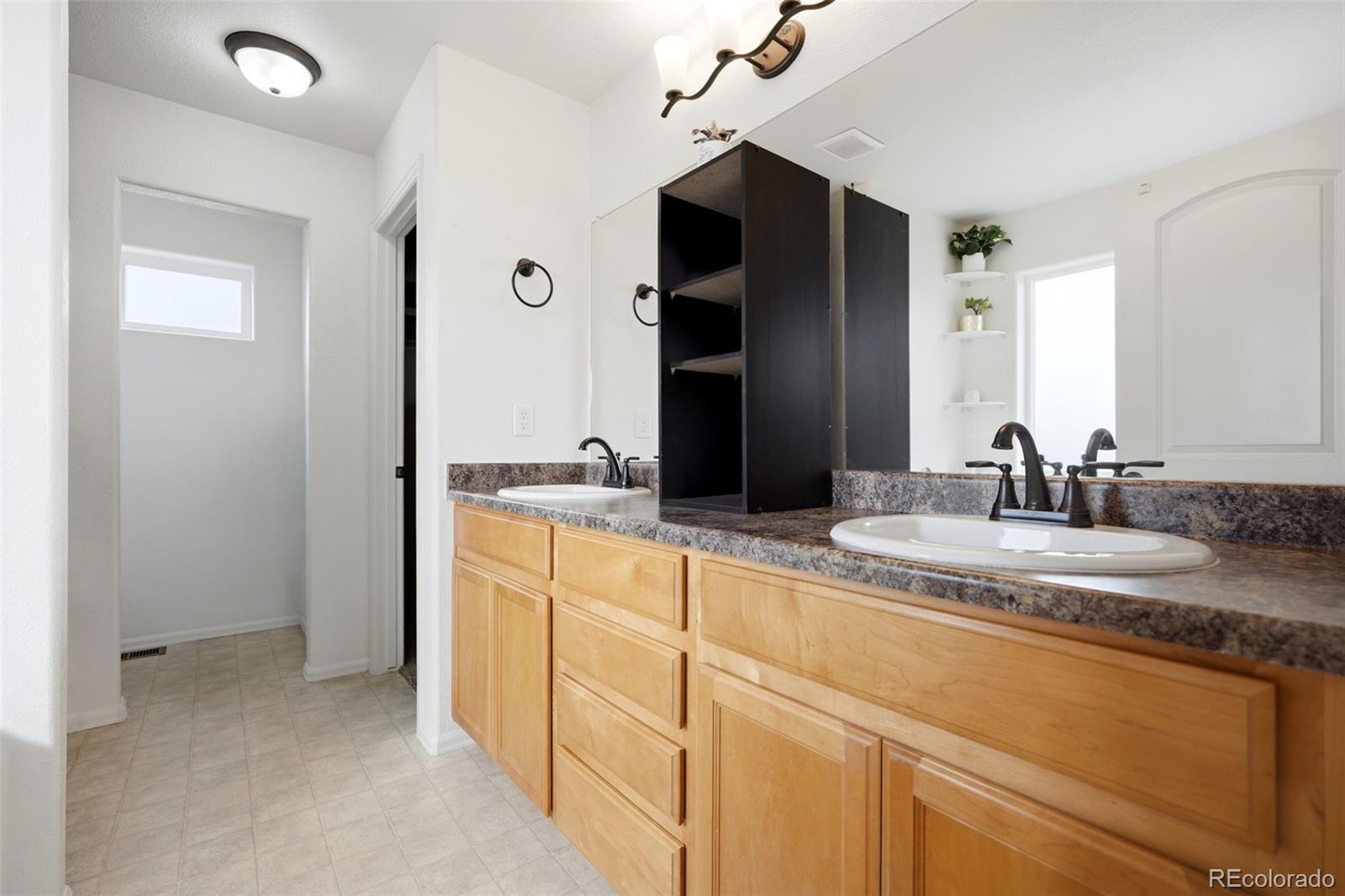 MLS Image #17 for 1992  thundercloud drive,windsor, Colorado