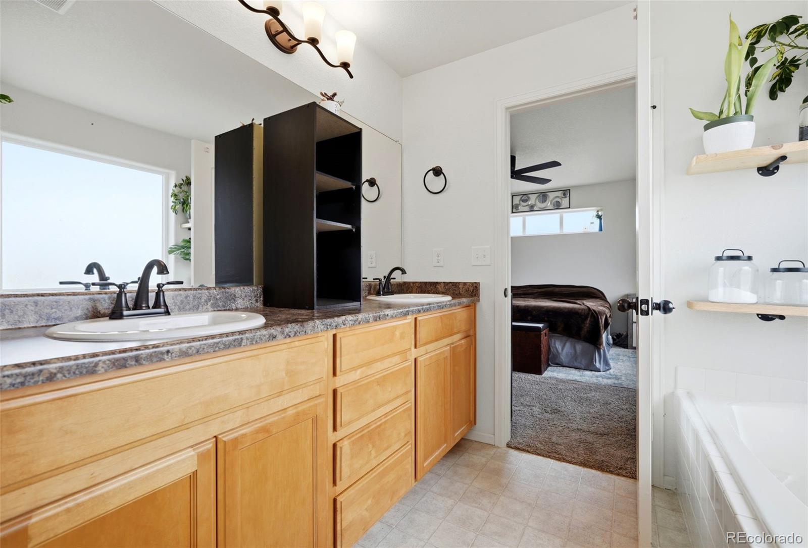 MLS Image #20 for 1992  thundercloud drive,windsor, Colorado