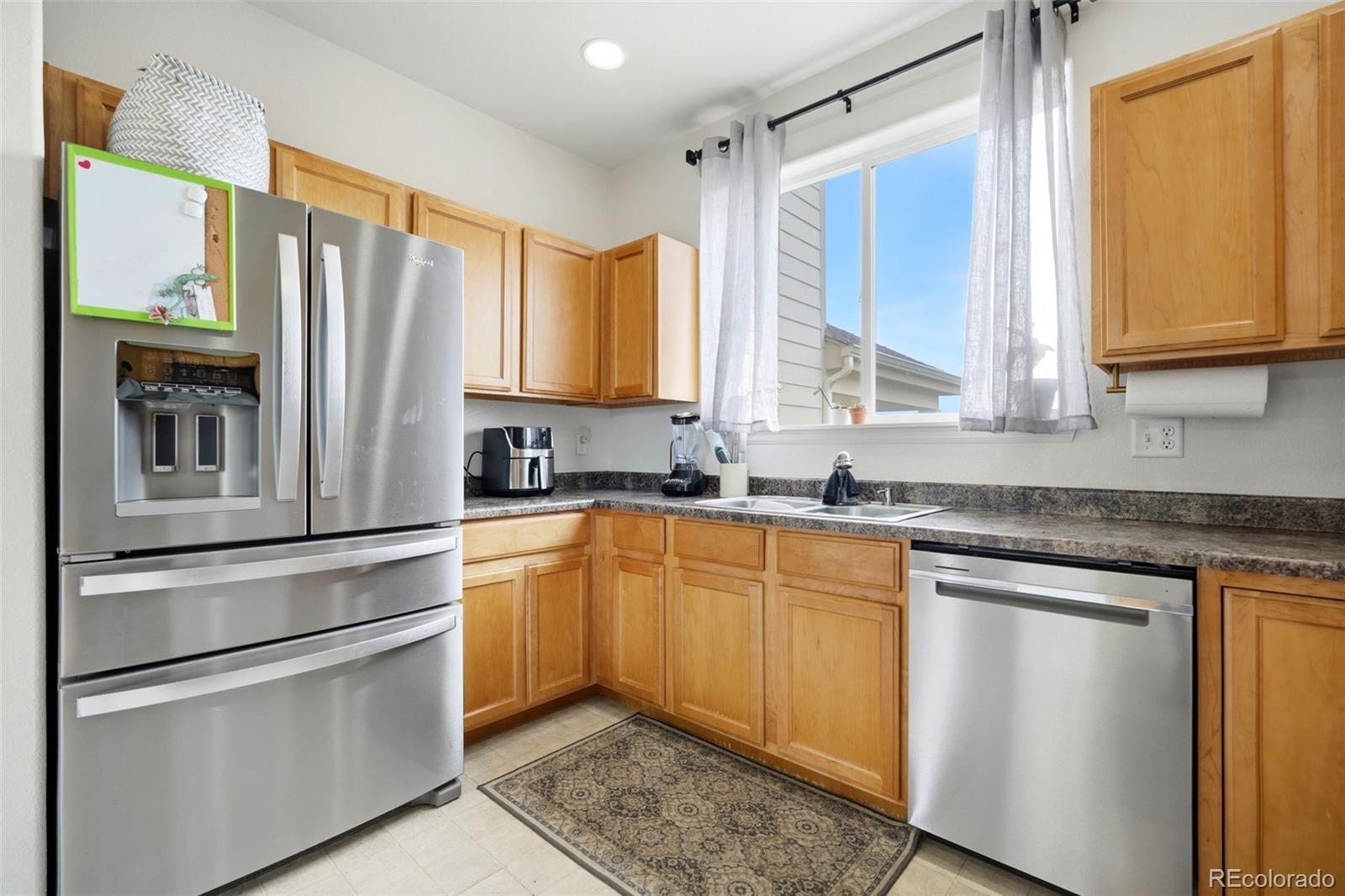 MLS Image #9 for 1992  thundercloud drive,windsor, Colorado