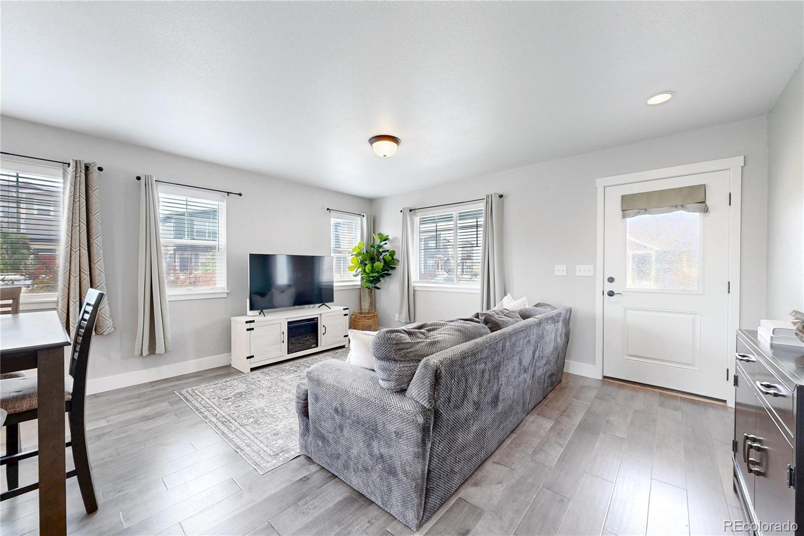 MLS Image #4 for 2652  diamondback drive,berthoud, Colorado