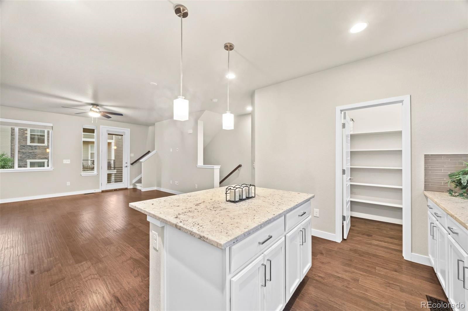 MLS Image #8 for 612 e hinsdale avenue,littleton, Colorado