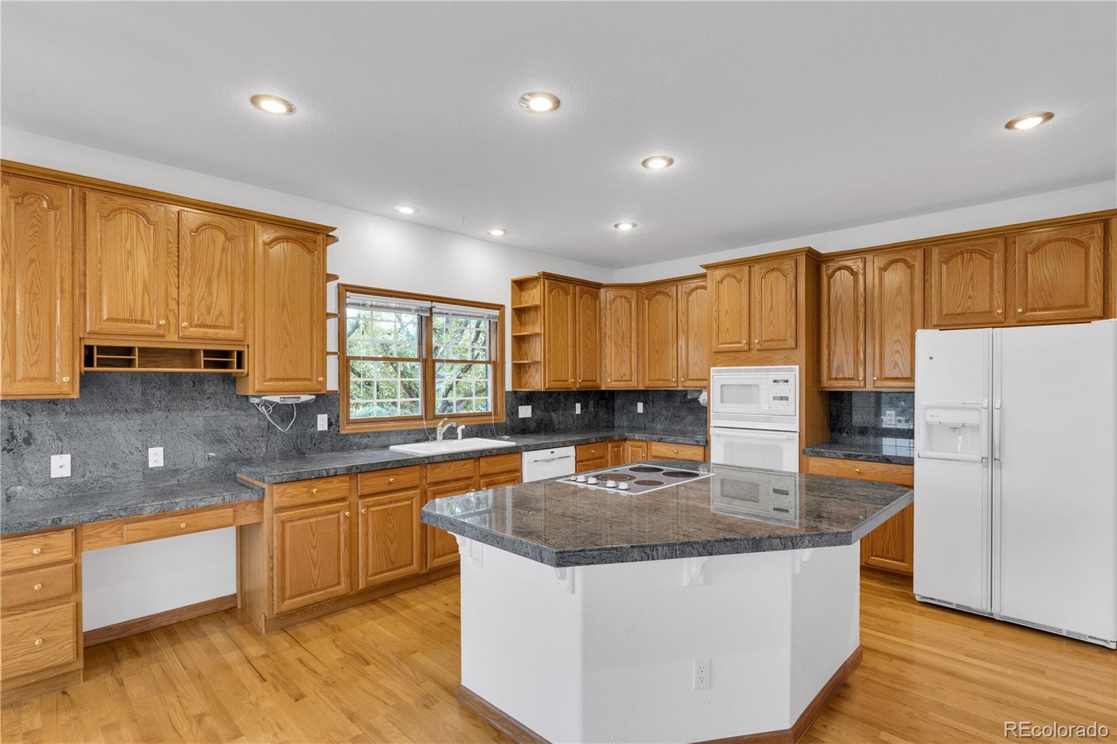 MLS Image #4 for 6201 s potomac way,centennial, Colorado