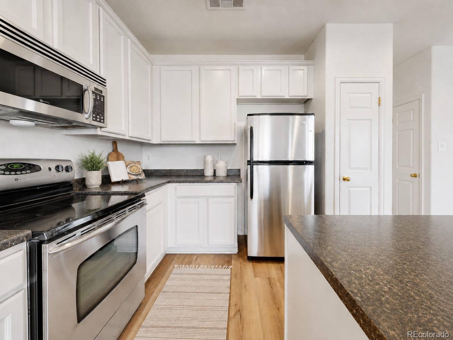 MLS Image #5 for 13002  grant circle c,thornton, Colorado