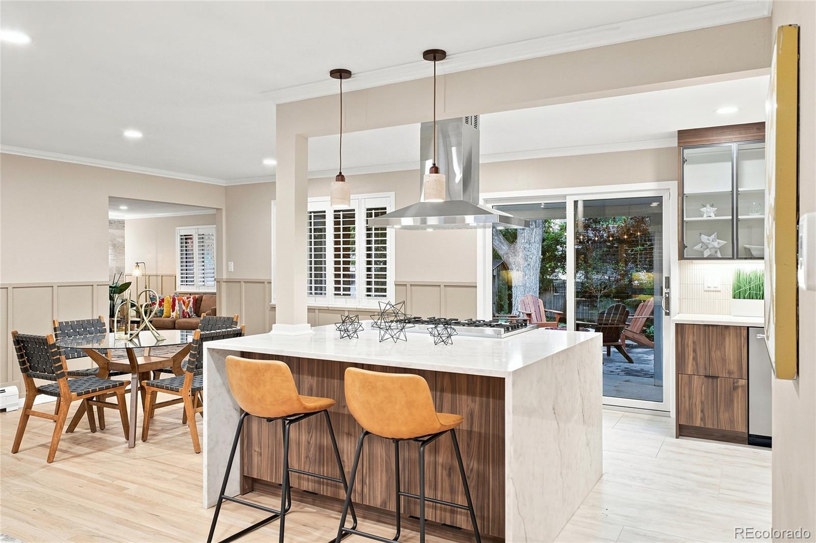 MLS Image #19 for 3851 s hillcrest drive,denver, Colorado