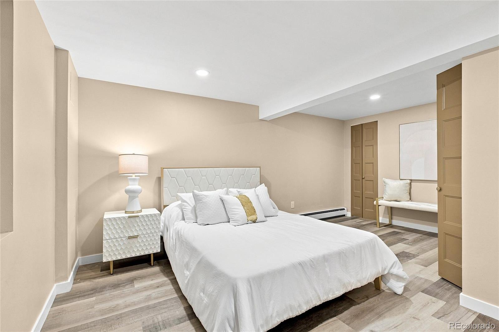 MLS Image #41 for 3851 s hillcrest drive,denver, Colorado